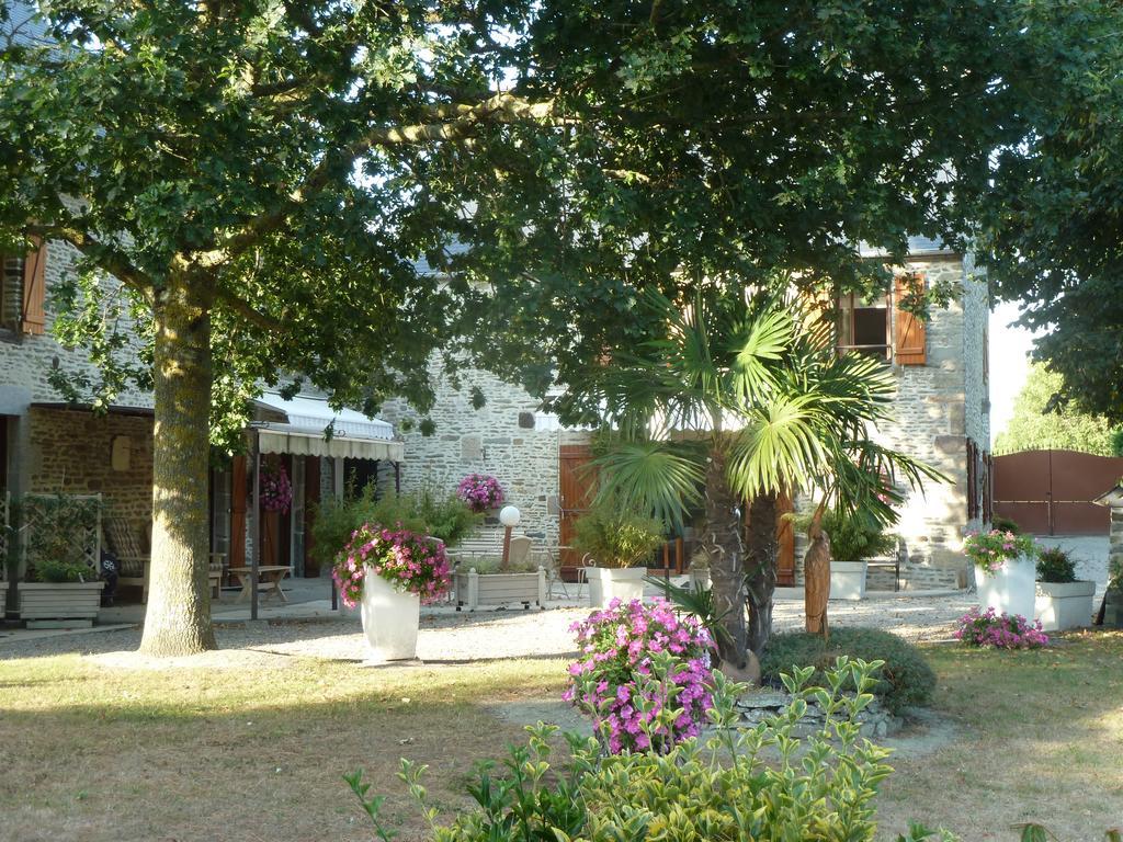 Les Bruyeres Du Mont Hotel Ceaux Exterior photo
